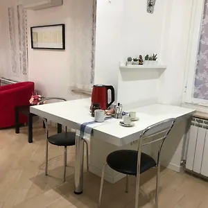  Apartamento Temporary House Vicolo Colombina Italia